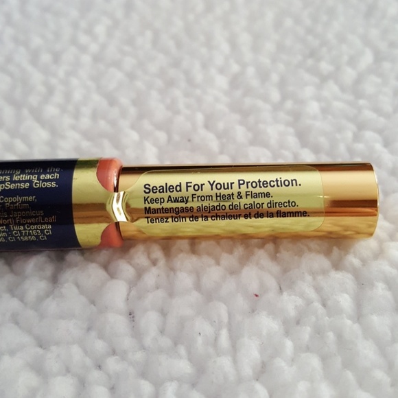 Lipsense lip color * Host Pick* 😍 - Picture 2 of 4